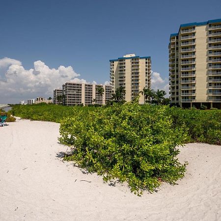 Updated Gulf Front Condo On The South End Of Fort Myers Beach! Condo Екстериор снимка