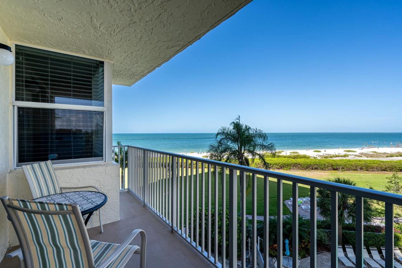 Updated Gulf Front Condo On The South End Of Fort Myers Beach! Condo Екстериор снимка