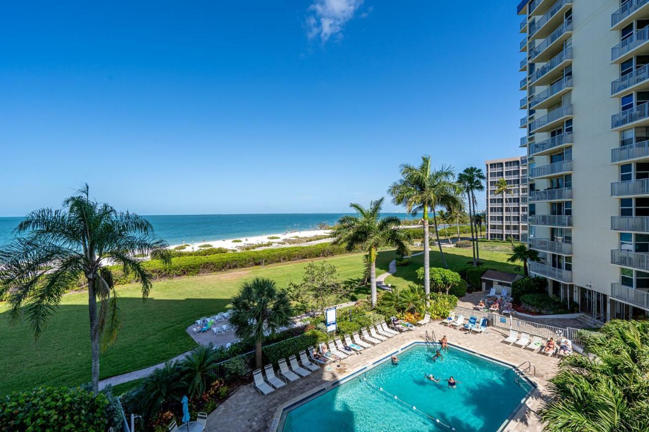 Updated Gulf Front Condo On The South End Of Fort Myers Beach! Condo Екстериор снимка